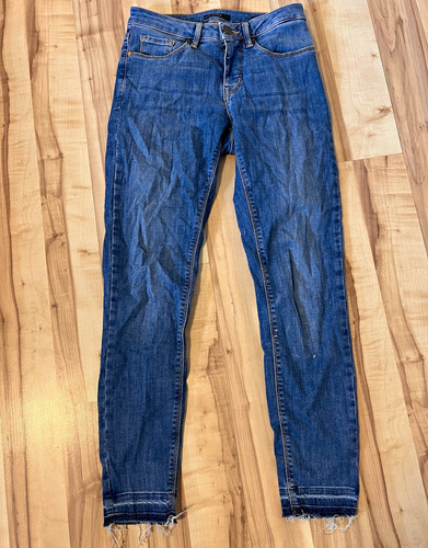 Opus zara reserved h - opus,, reserved,